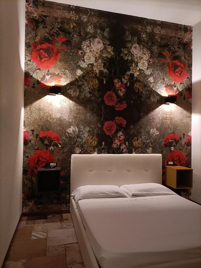 Maison Belle Epoque & Suites Ористано Экстерьер фото