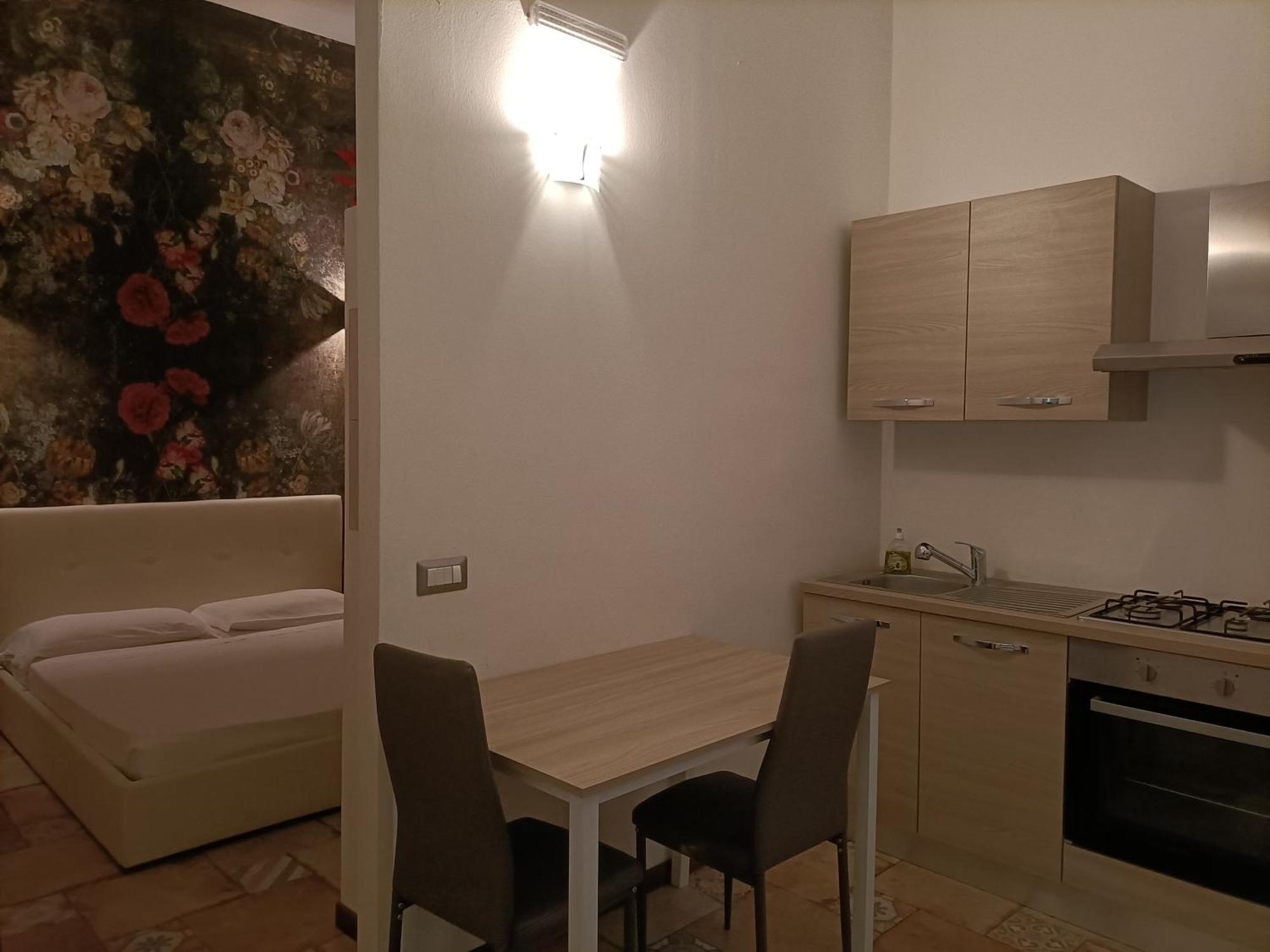 Maison Belle Epoque & Suites Ористано Номер фото